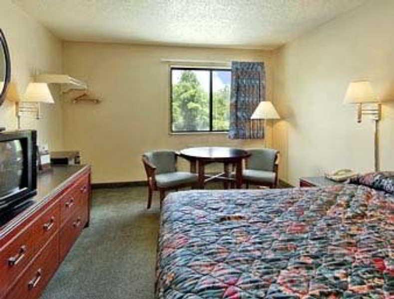 Super 8 By Wyndham Panama-Stadt Zimmer foto
